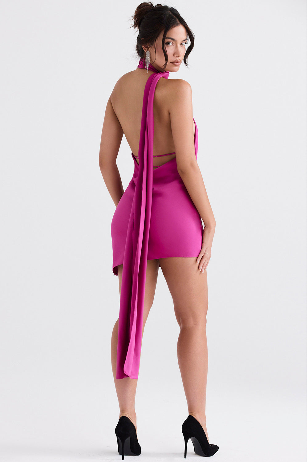 Asymmetrische jurk met overslaghals